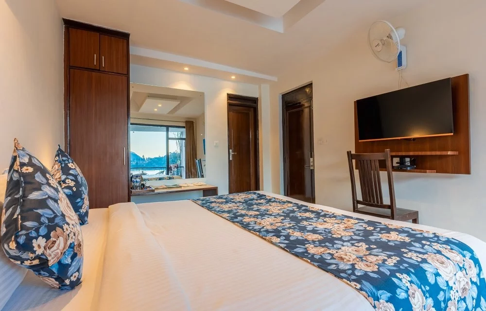 Hotel Lake Heritage