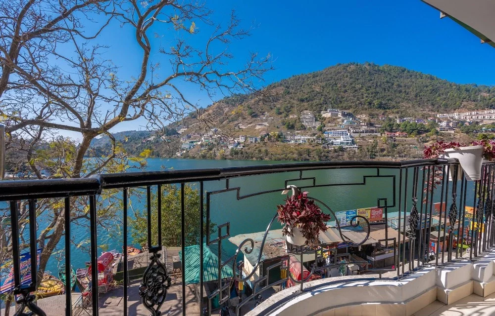 Hotel Lake Heritage