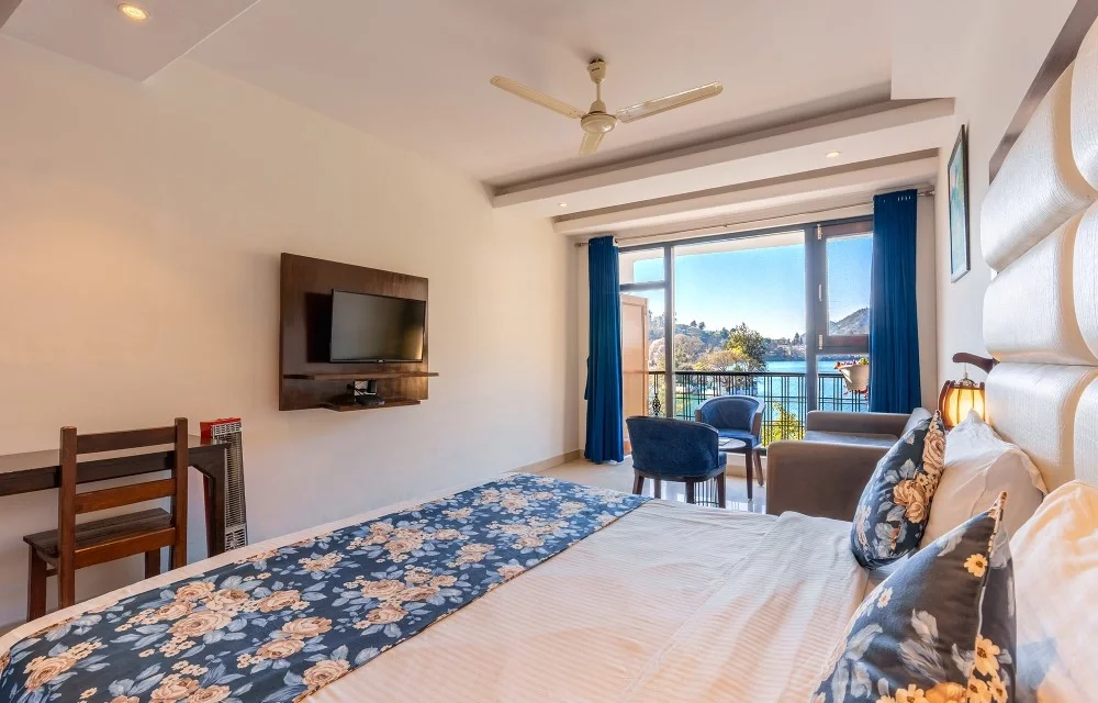Hotel Lake Heritage