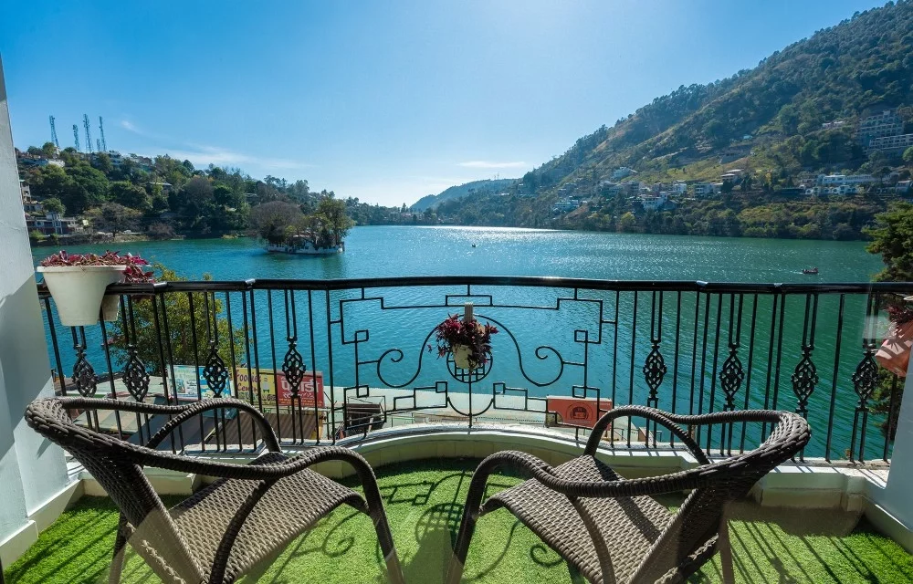The Real Difference Between Browsing and Actually Booking at Hotel Lake Heritage