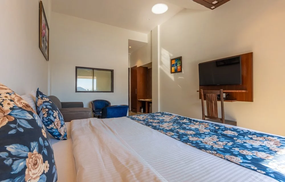 Hotel Lake Heritage
