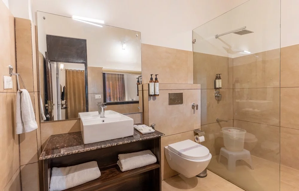 Hotel Lake Heritage